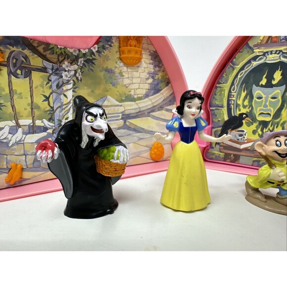 COMPLETE Snow White Seven Dwarfs Disney Once Upon a Time 1993 Playset Vintage - Picture 4 of 16